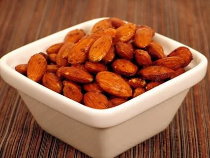 تصویر 3 از خرید و قیمت بادام درختی گلستان + فروش عمده